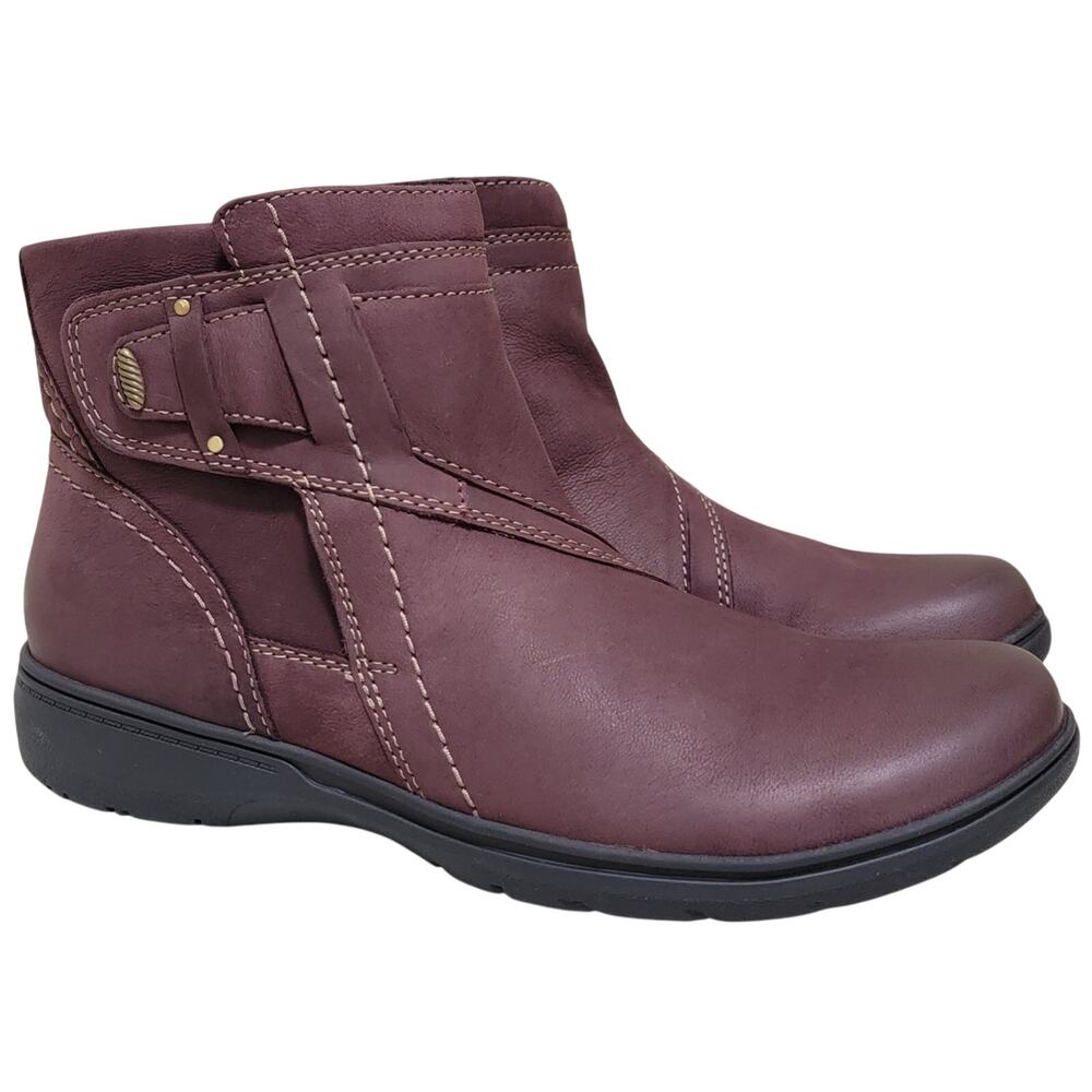 Clarks Women Carleigh Style Ankle Booties Size US 9.5N Wine Purple Nubuck